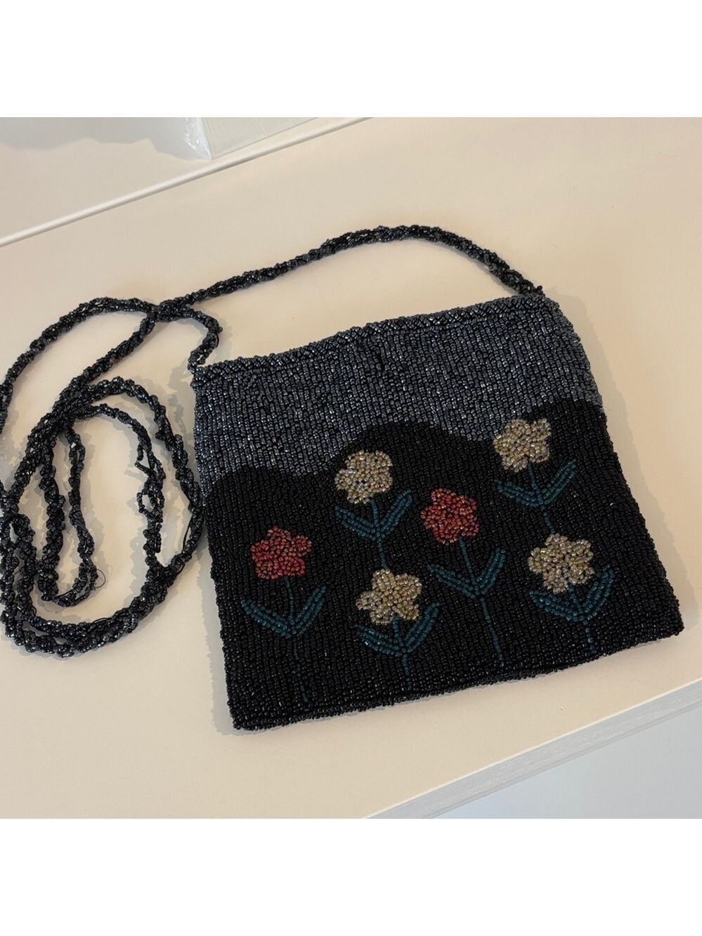 Vintage Beaded Floral Black and silver Shoulder Bag clutch purse magnetic clasp